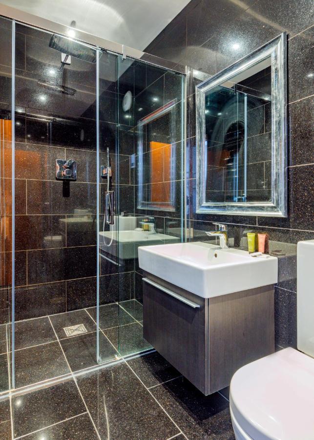 Arcore Premium Rental Shaftesbury Avenue London Ngoại thất bức ảnh