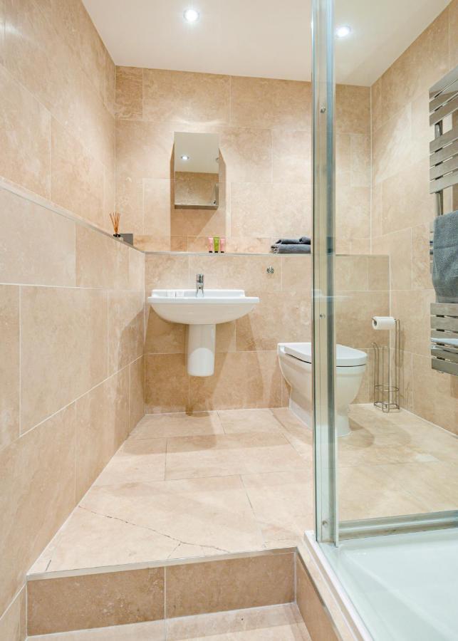 Arcore Premium Rental Shaftesbury Avenue London Ngoại thất bức ảnh