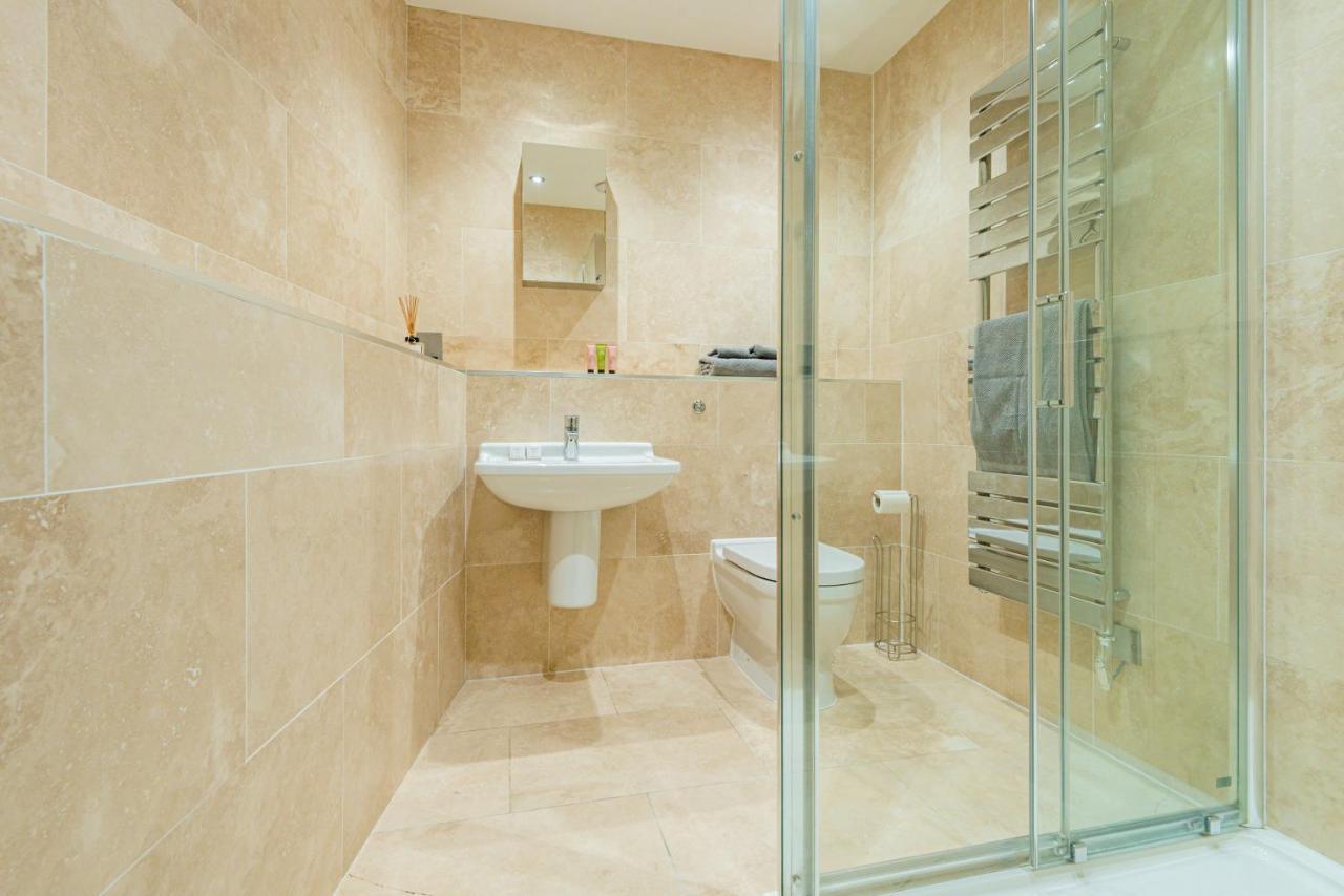 Arcore Premium Rental Shaftesbury Avenue London Ngoại thất bức ảnh